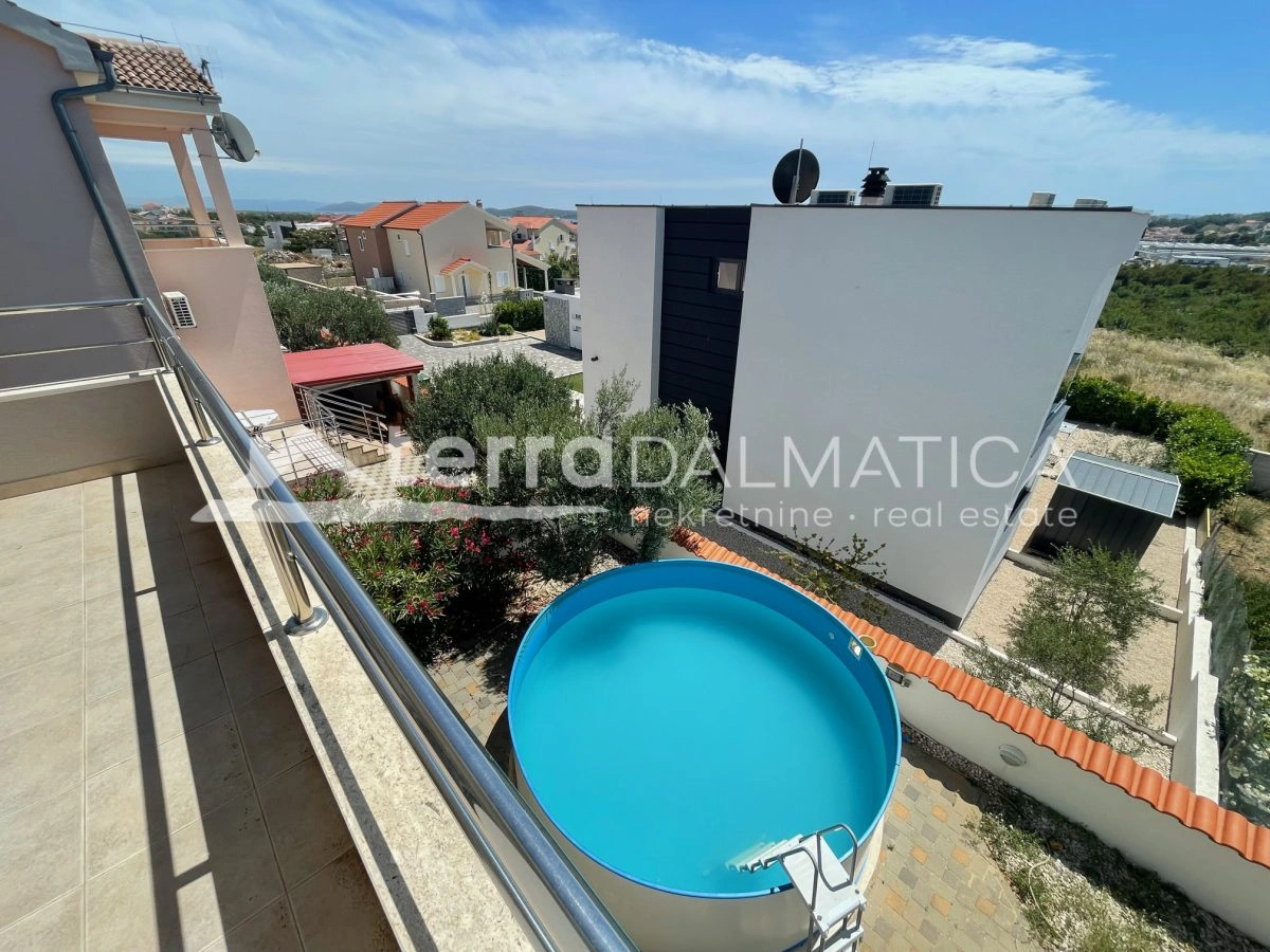 Modernes Haus, Vodice – Pool, Aussicht