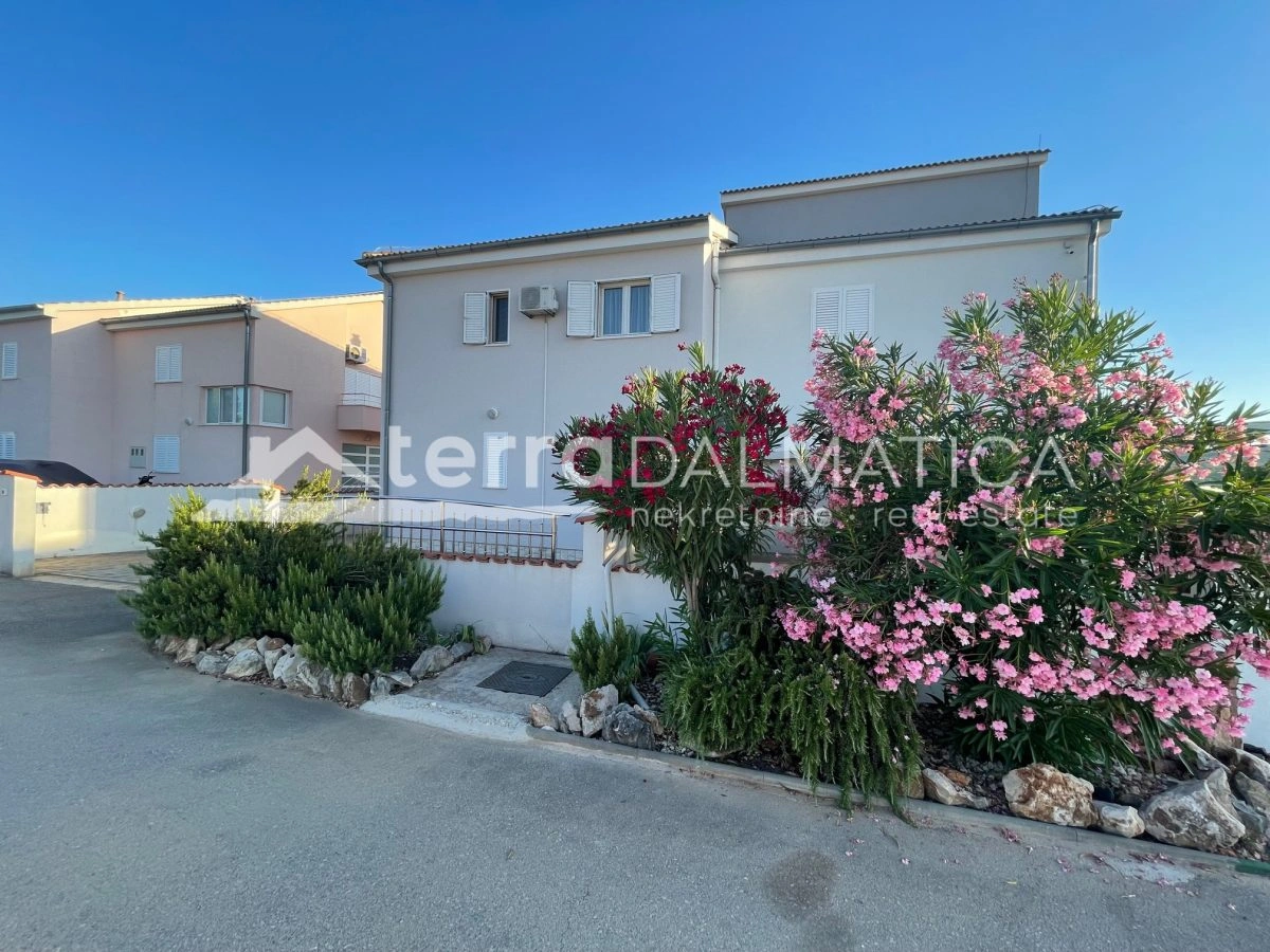 Modernes Haus, Vodice – Pool, Aussicht