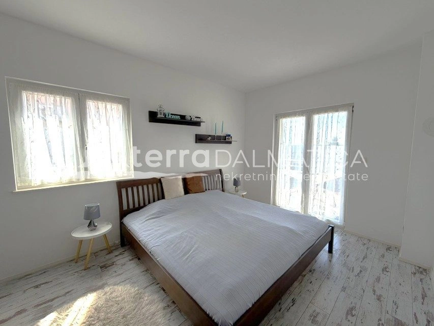 Modernes Haus, Vodice – Pool, Aussicht