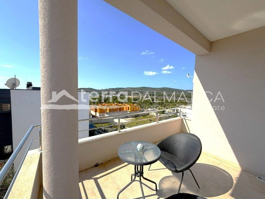 Modernes Haus, Vodice – Pool, Aussicht