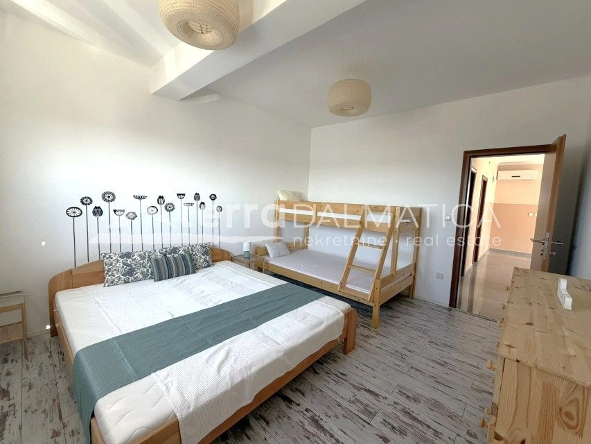 Modernes Haus, Vodice – Pool, Aussicht