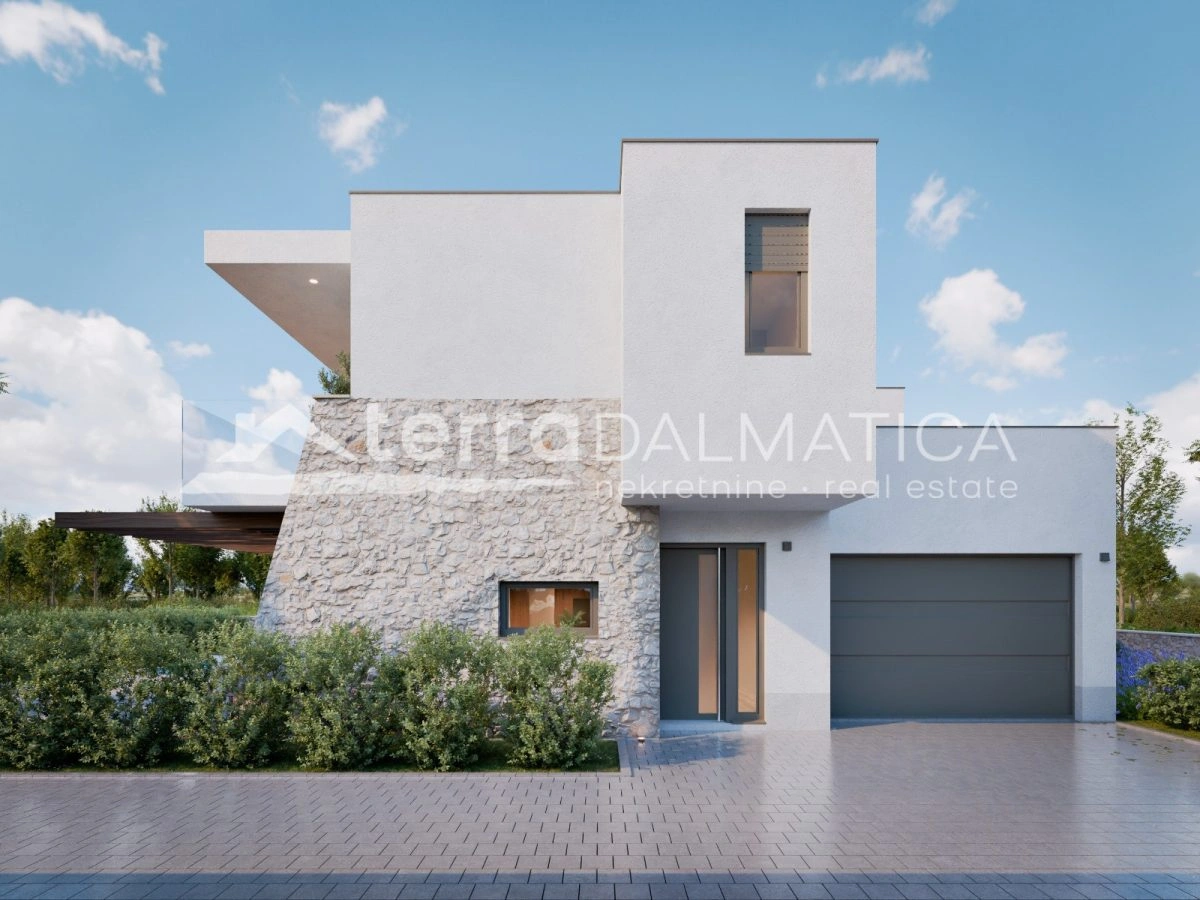 Haus in erster Reihe zum Meer in der Nähe von Šibenik