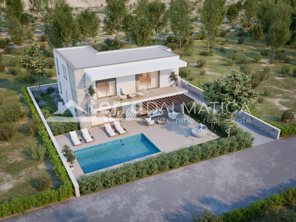 Haus in erster Reihe zum Meer in der Nähe von Šibenik