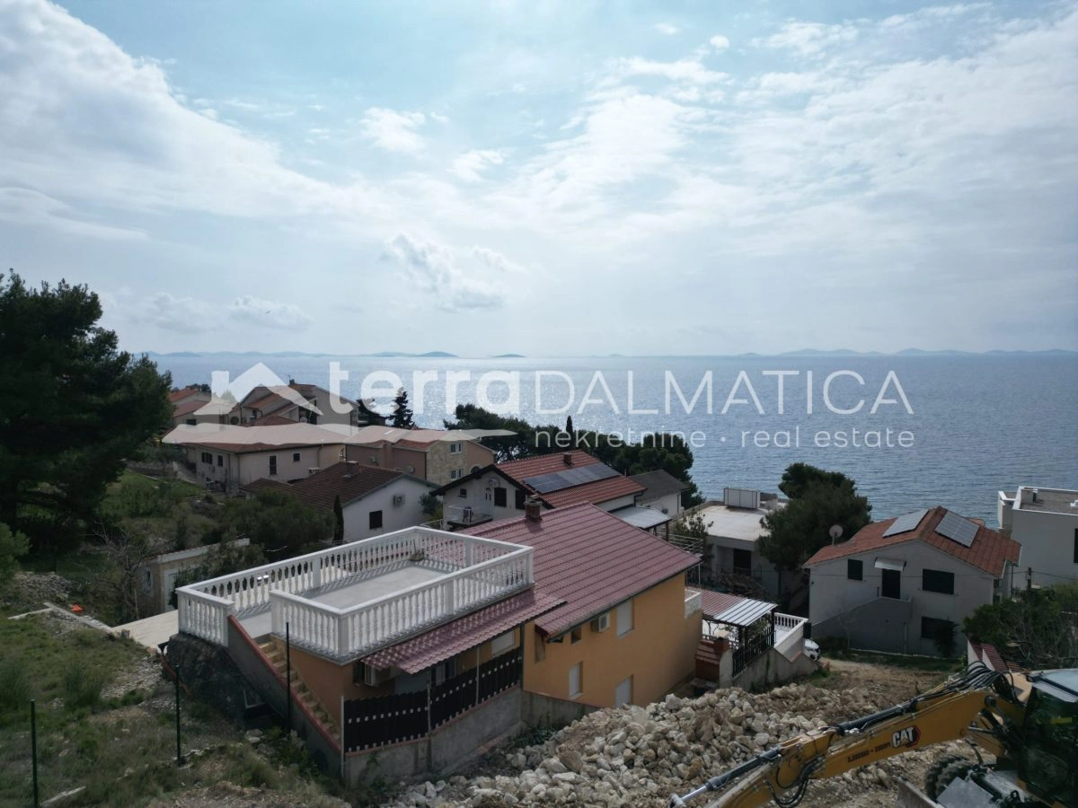 Baugrundstück auf Murter – 970 m², Meerblick