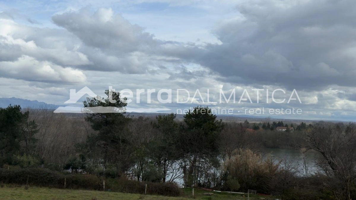 Nin – Neues Haus mit Pool und Meerblick