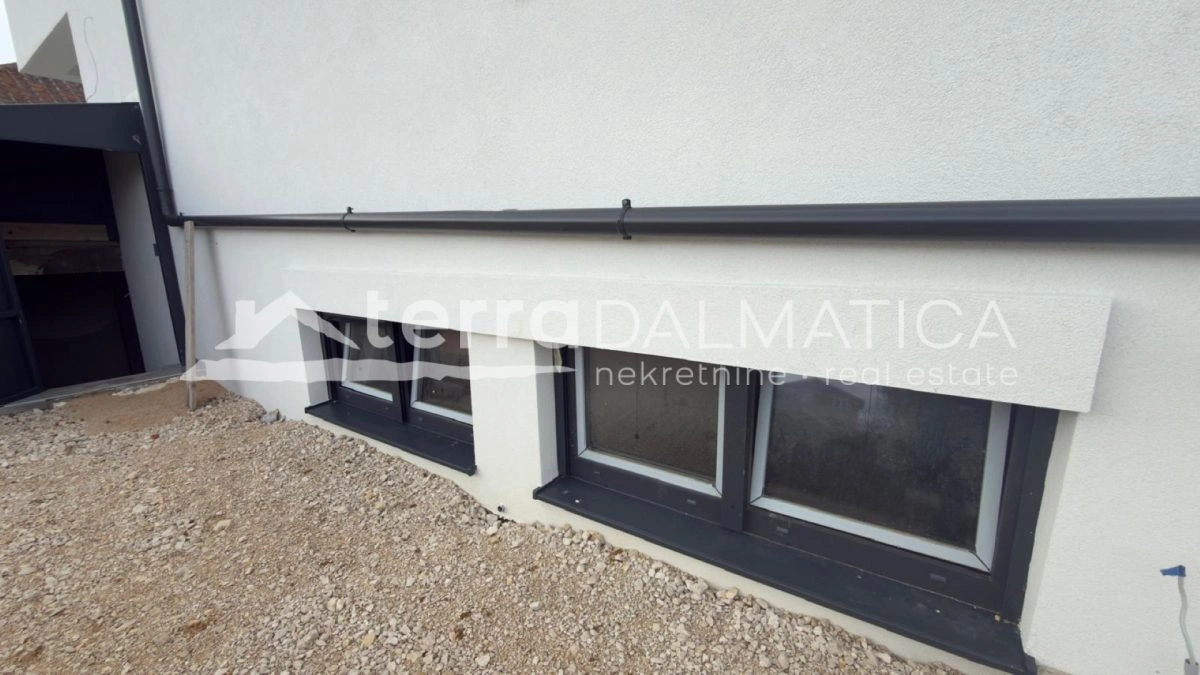 Nin – Neues Haus mit Pool und Meerblick