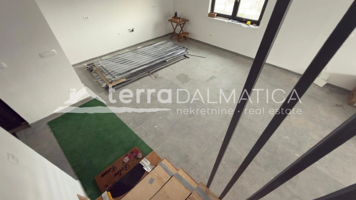 Nin – Neues Haus mit Pool und Meerblick