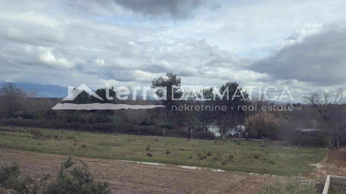 Nin – Neues Haus mit Pool und Meerblick