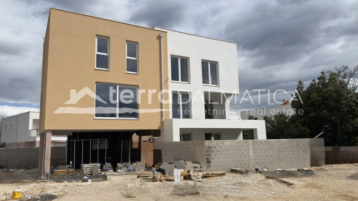 Vier-Zimmer-Maisonette-Wohnung – Neubau Zaton