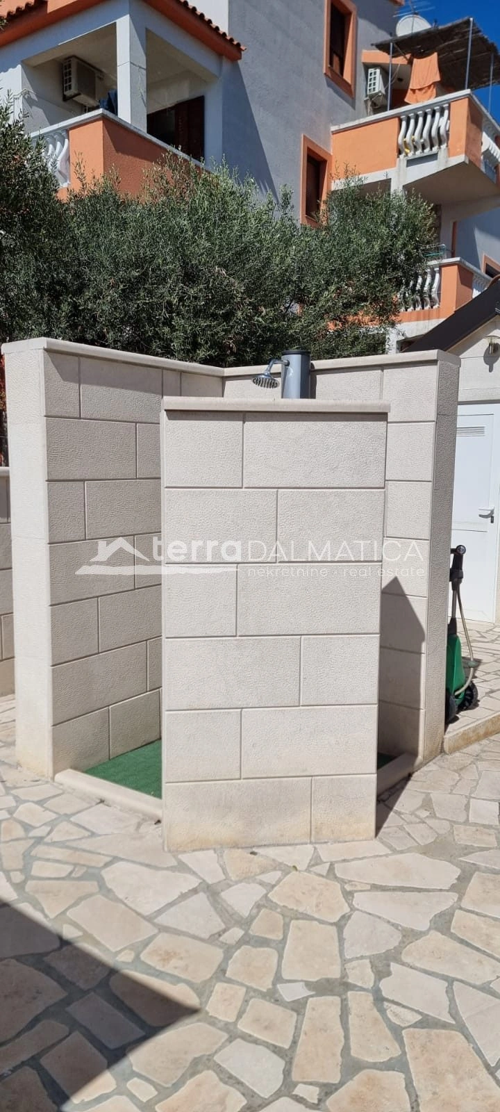 Haus Bibinje, erste Reihe zum Meer mit Meerblick