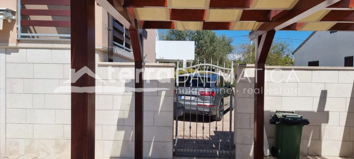 Haus Bibinje, erste Reihe zum Meer mit Meerblick