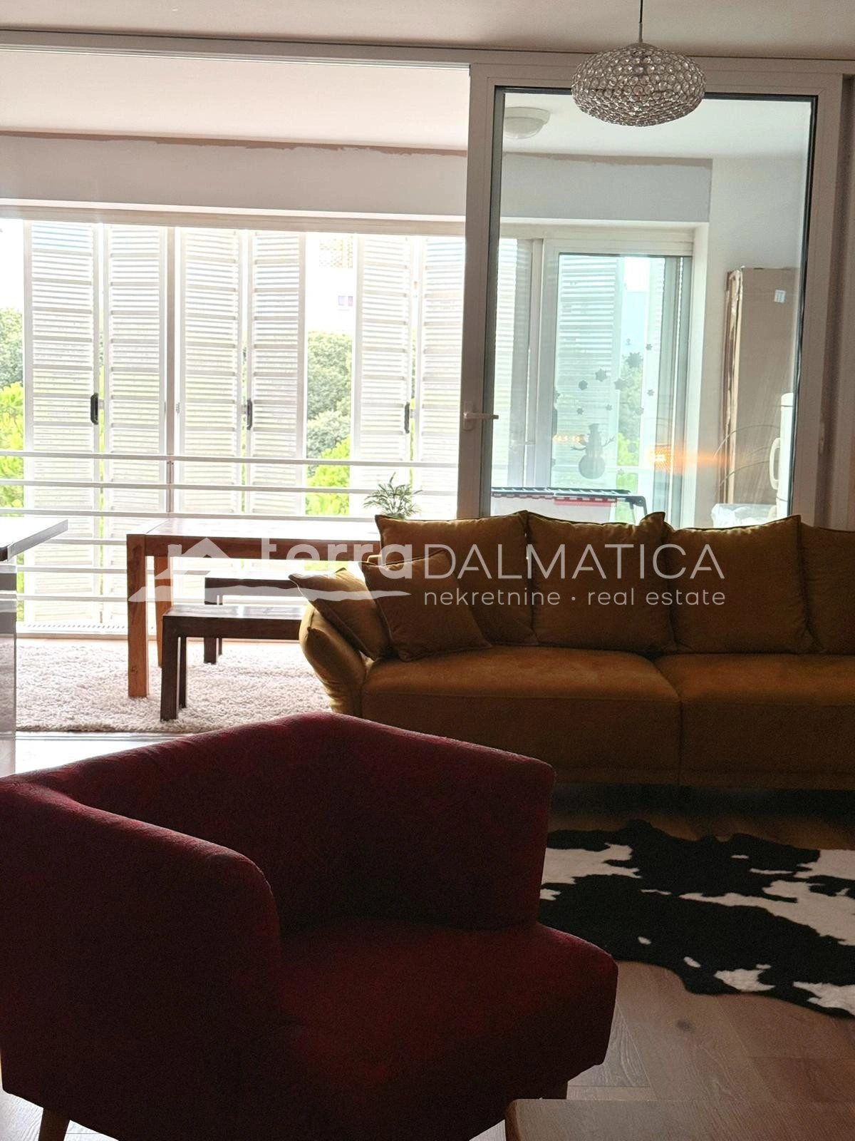 Drei-Zimmer-Apartment in Zadar mit Meerblick