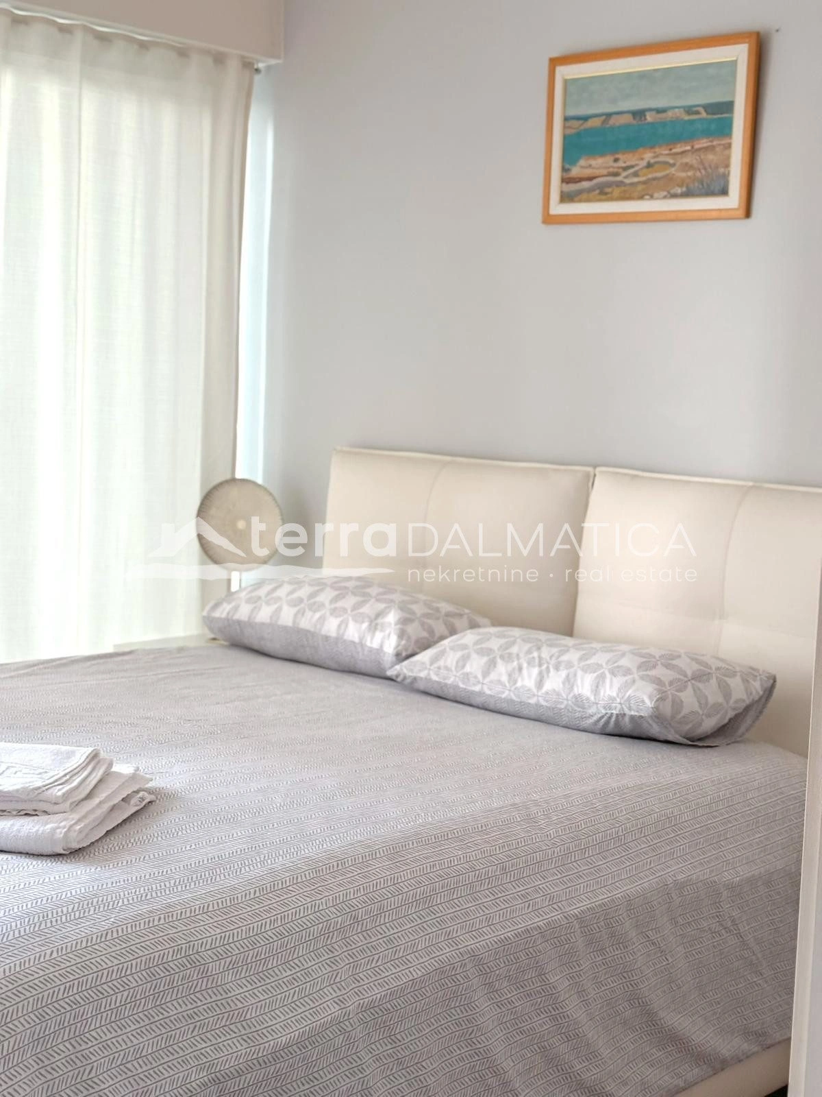 Drei-Zimmer-Apartment in Zadar mit Meerblick