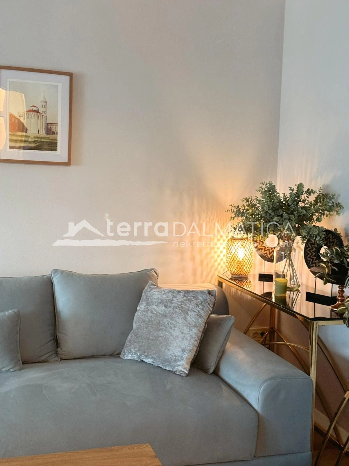 Drei-Zimmer-Apartment in Zadar mit Meerblick