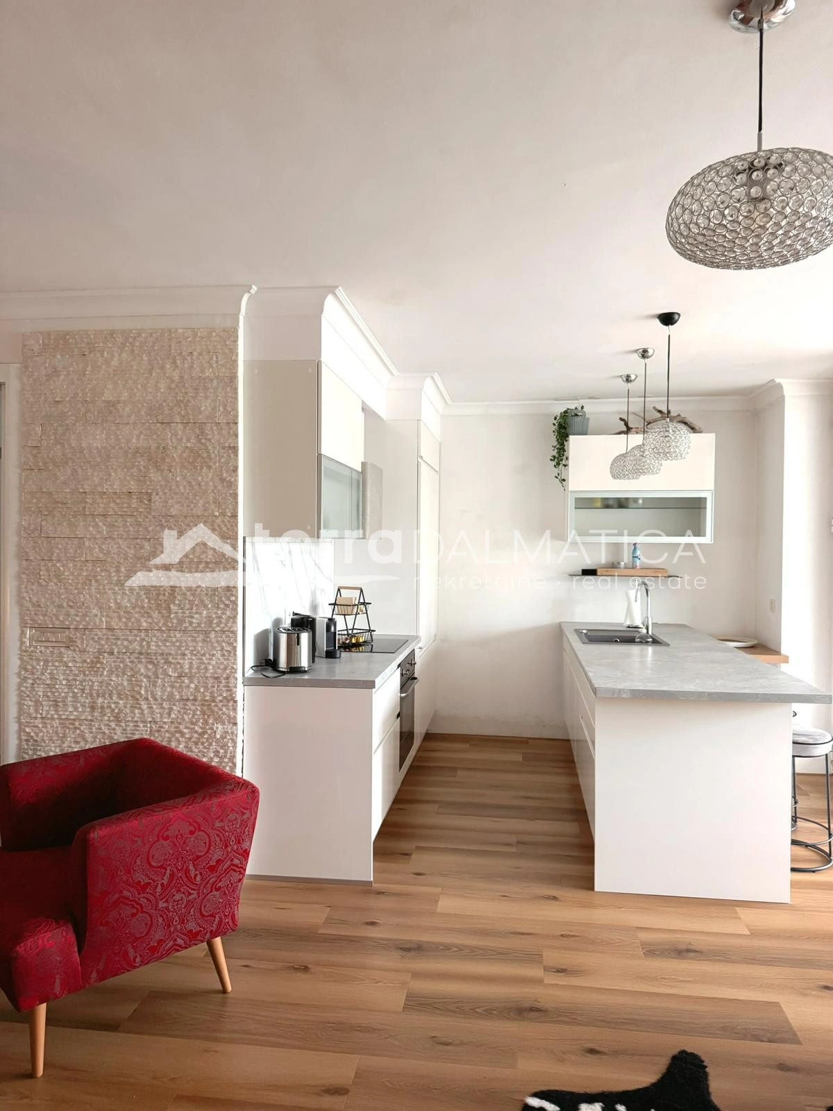 Drei-Zimmer-Apartment in Zadar mit Meerblick