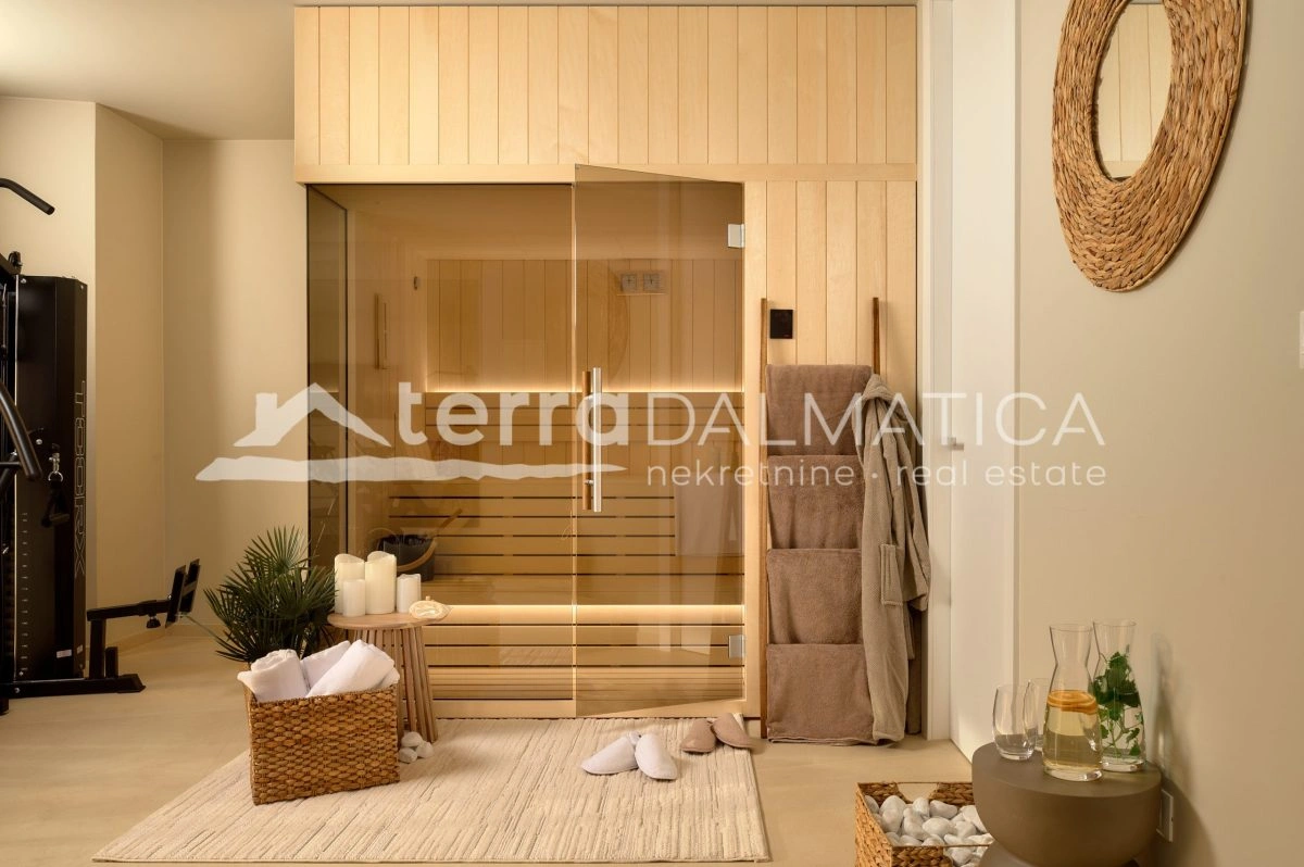 Kuća novogradnja na Čiovu s panoramskim pogledom na more