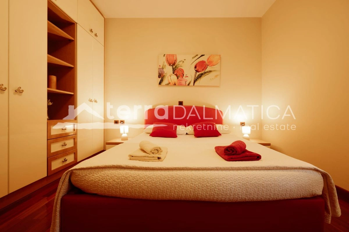 Luksuzna vila Kožino s bazenom i pogledom na more