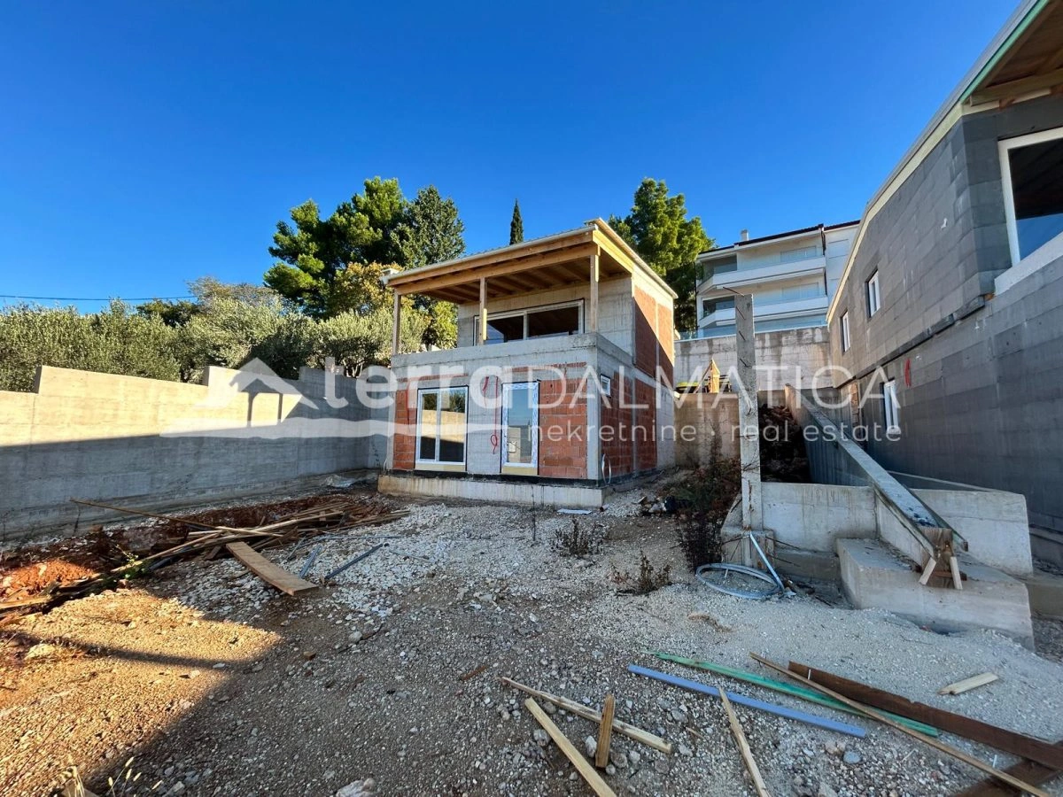 Nova vila Starigrad s bazenom i pogledom na more