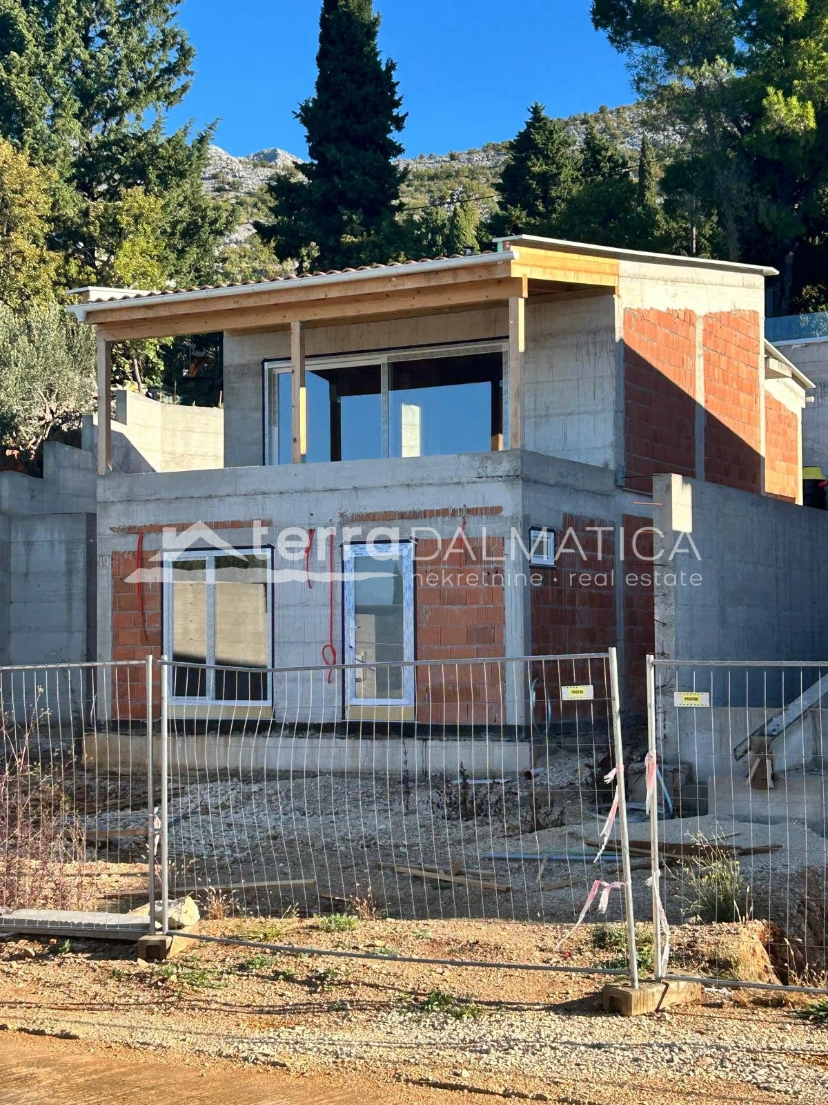 Nova vila Starigrad s bazenom i pogledom na more