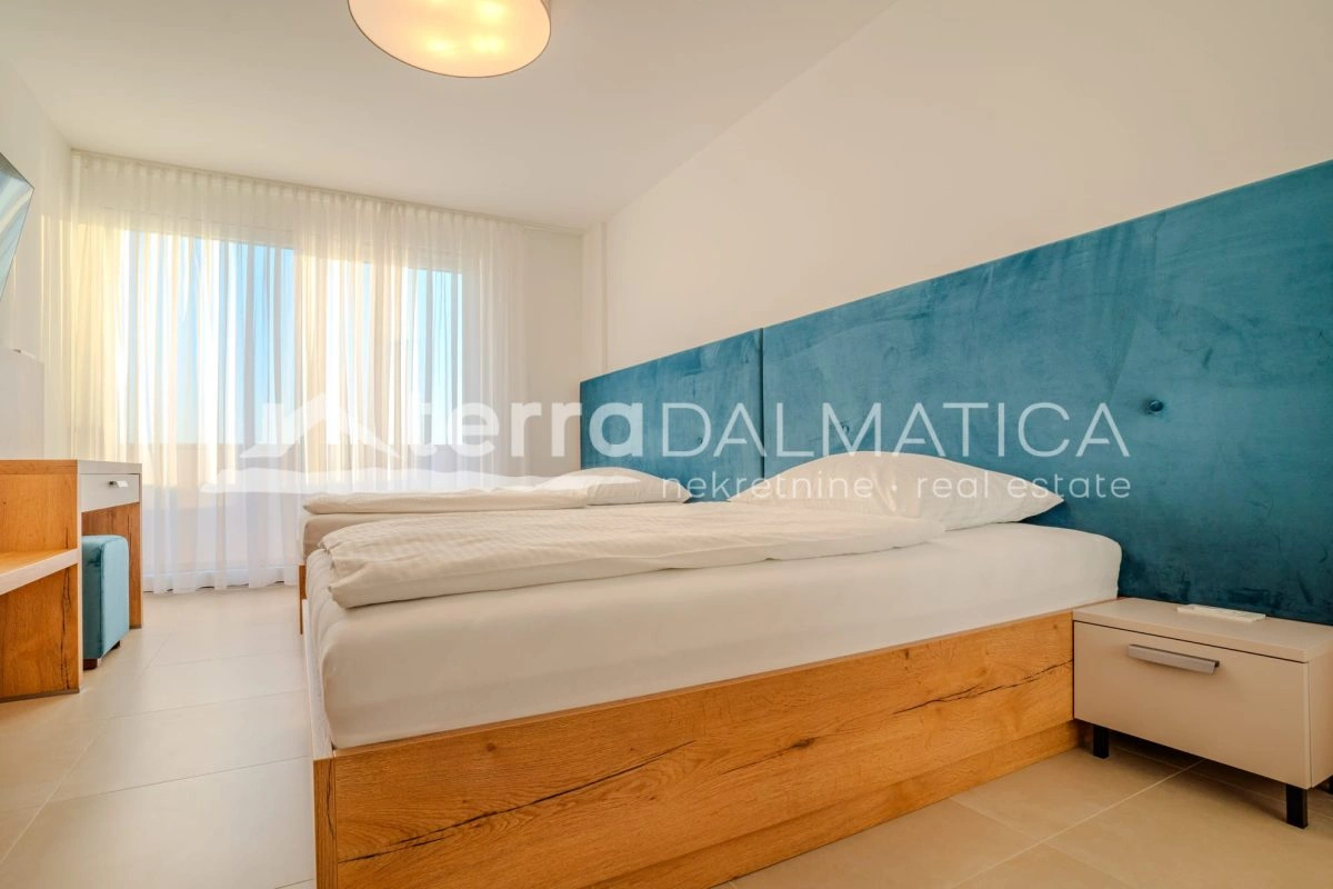 Stan Zadar Branimirova obala s pogledom na more