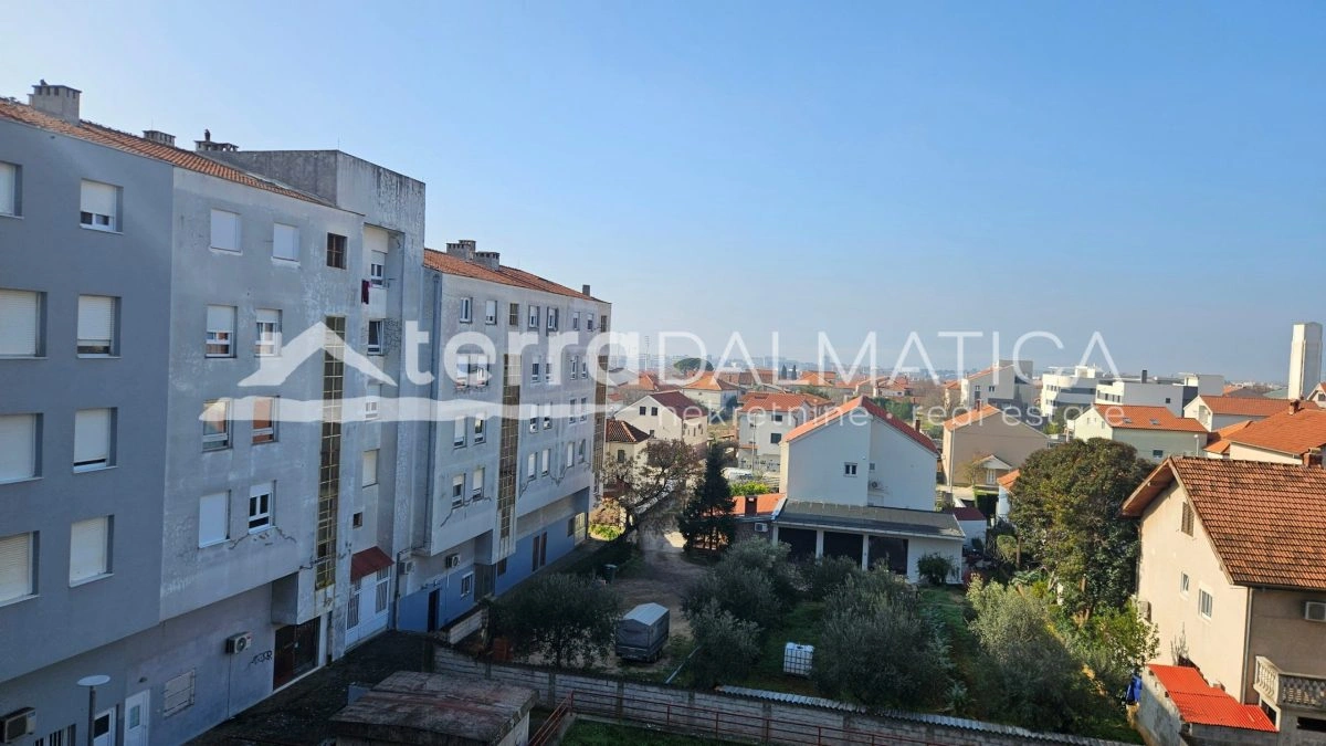 Trosoban stan Zadar Bili brig s pogledom na more