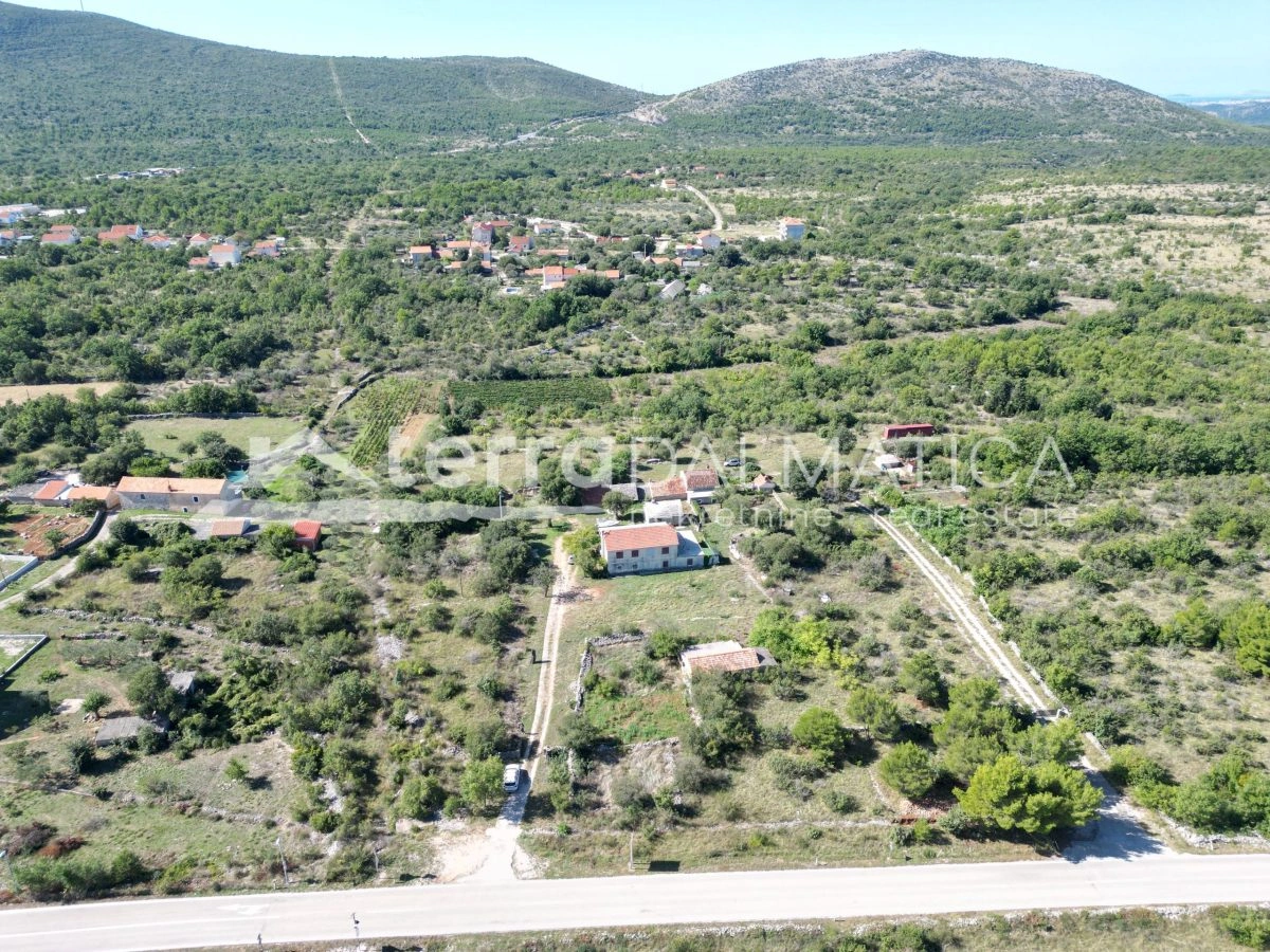 Baugrundstück, Lozovac