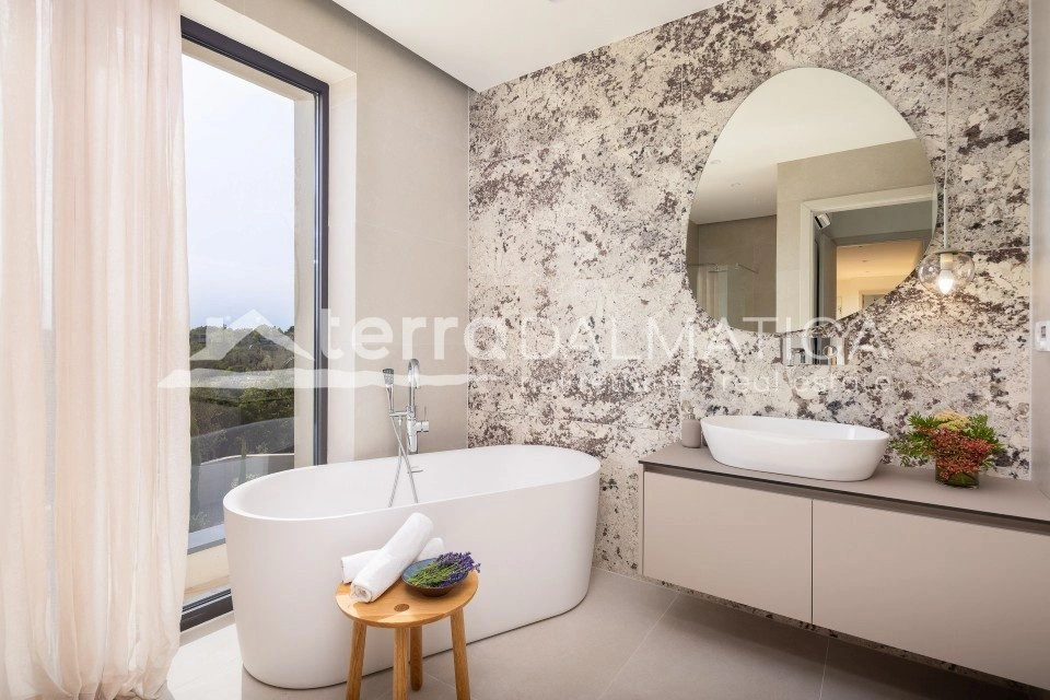 Villa mit Pool und Sauna, Insel Šolta