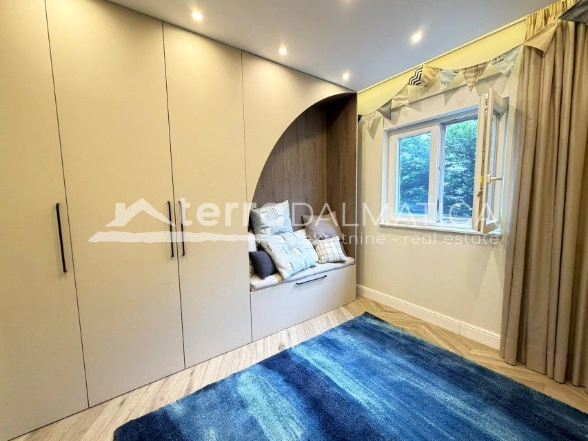 Apartmán, Vidići – tři ložnice, zahrada 146 m²