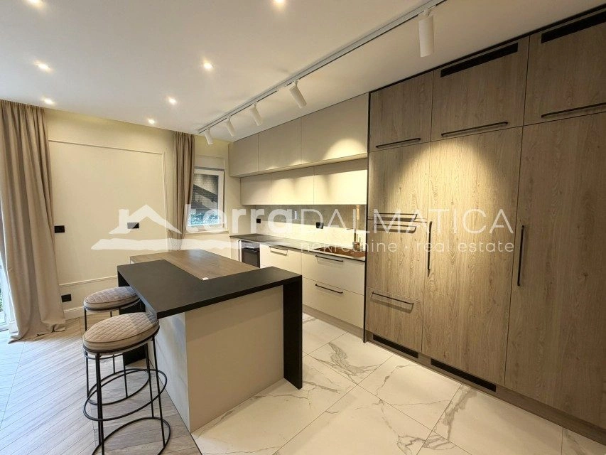 Apartmán, Vidići – tři ložnice, zahrada 146 m²