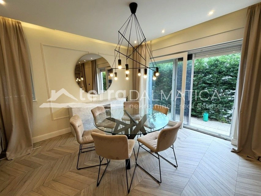 Apartmán, Vidići – tři ložnice, zahrada 146 m²
