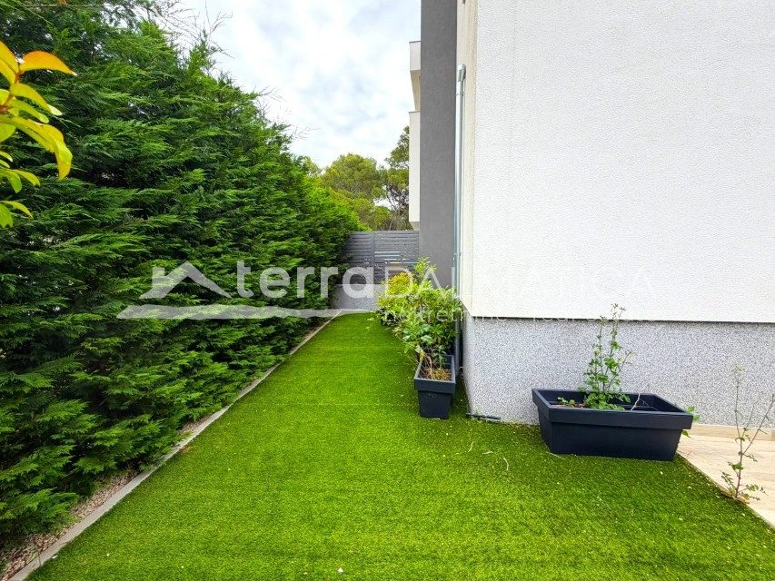 Apartmán, Vidići – tři ložnice, zahrada 146 m²