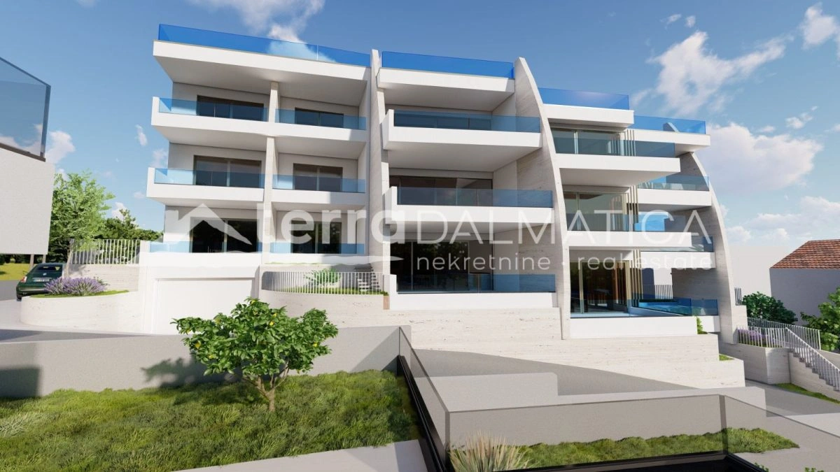 Penthouse in Grebaštica mit Meerblick, Swimmingpool und Dachterrasse