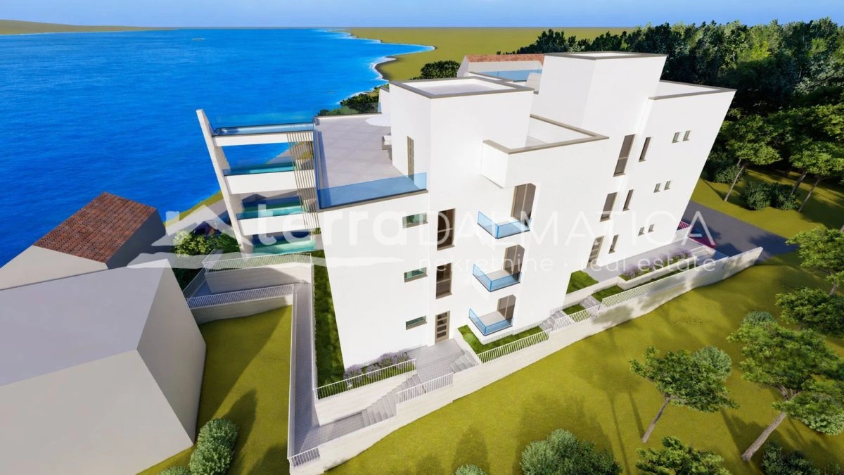 Penthouse in Grebaštica mit Meerblick, Swimmingpool und Dachterrasse