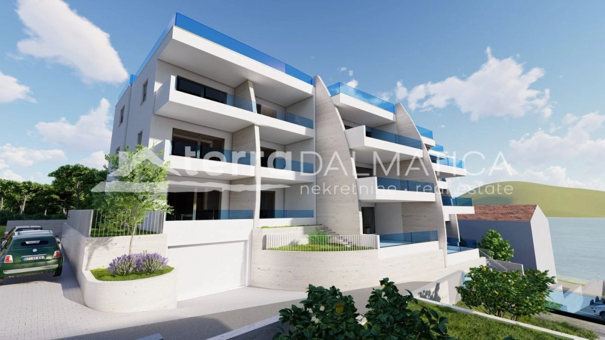 Penthouse in Grebaštica mit Meerblick, Swimmingpool und Dachterrasse