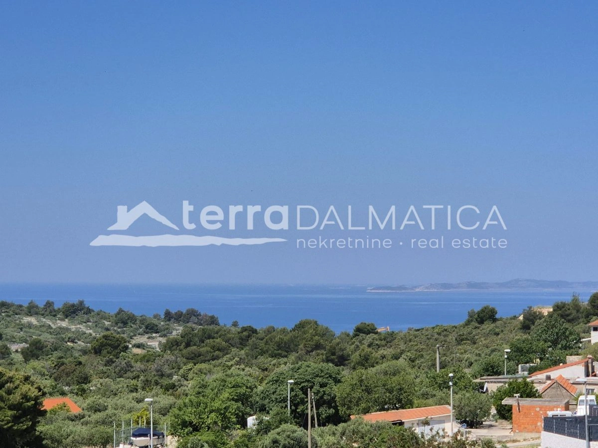 Haus im Hinterland von Primošten – 6 Apartments mit Panoramablick