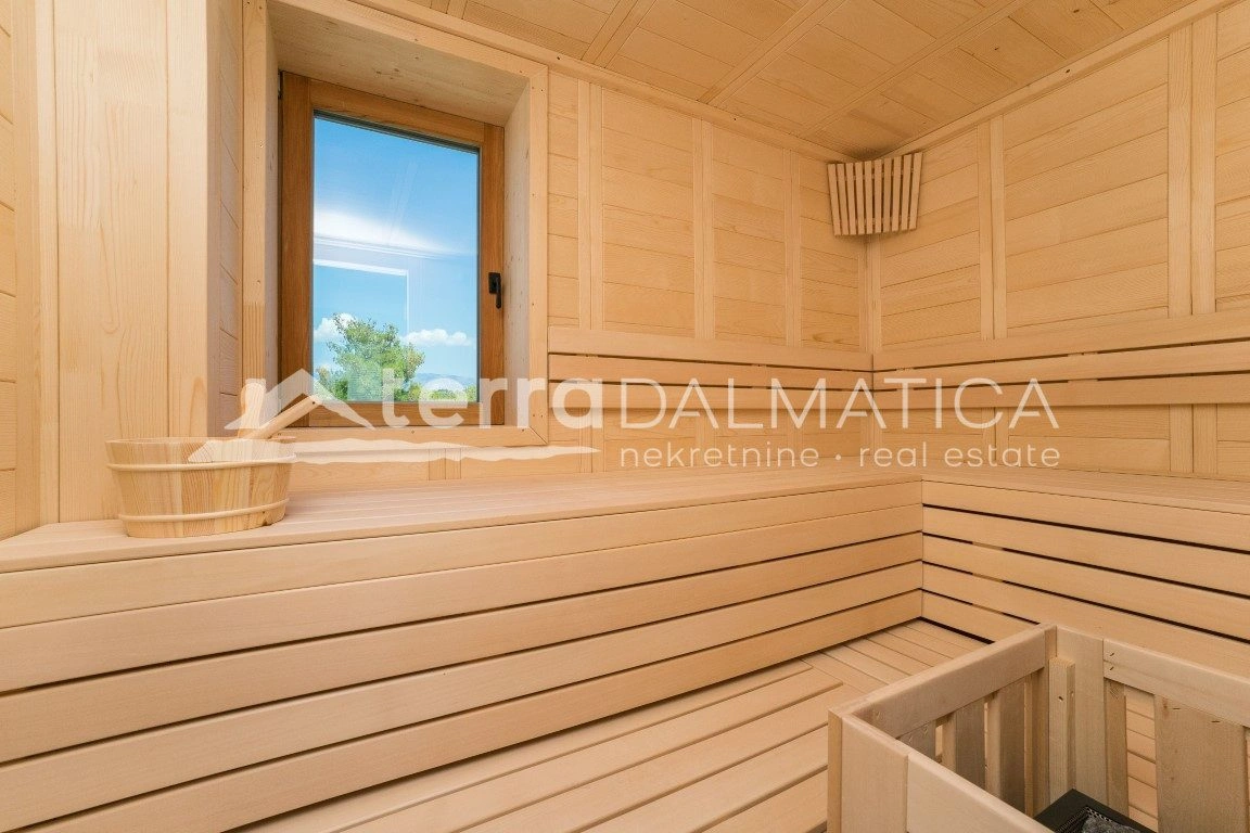 Villa in der Nähe von Zadar – 130 Meter vom Meer entfernt