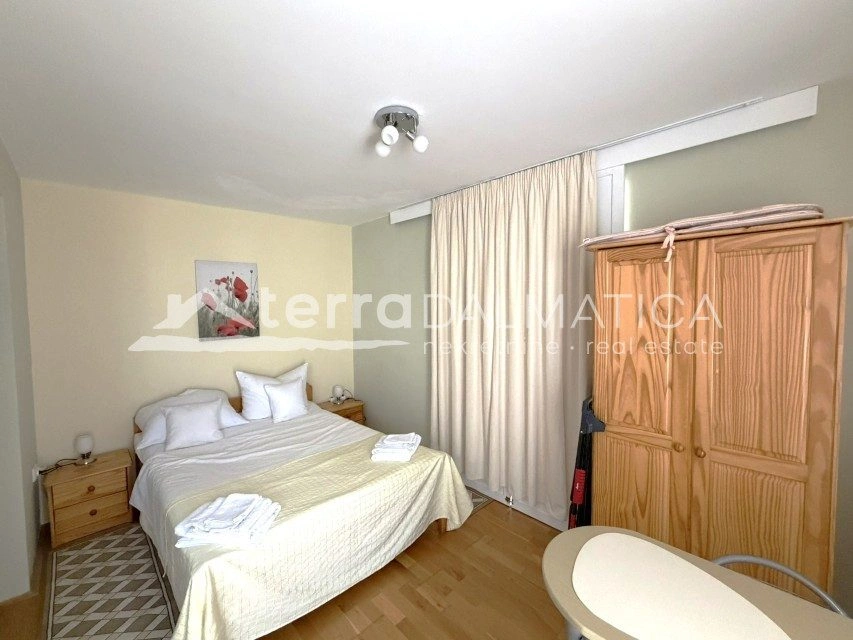 Apartmenthaus mit Meerblick, Tribunj – Kapitalanlage