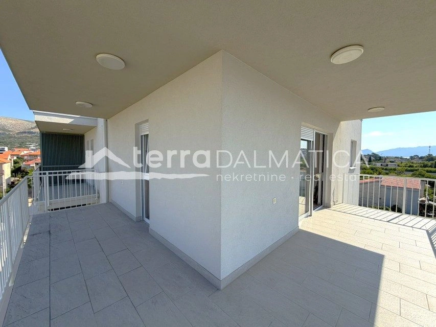 Ferienwohnung in Trogir – 80 m vom Meer entfernt