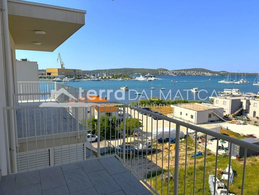 Ferienwohnung in Trogir – 80 m vom Meer entfernt