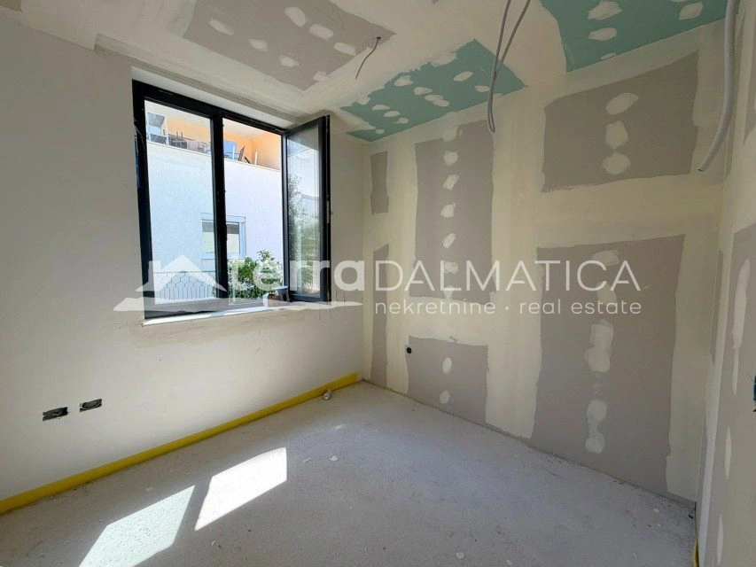 Villa in Rogoznica mit Pool und Meerblick