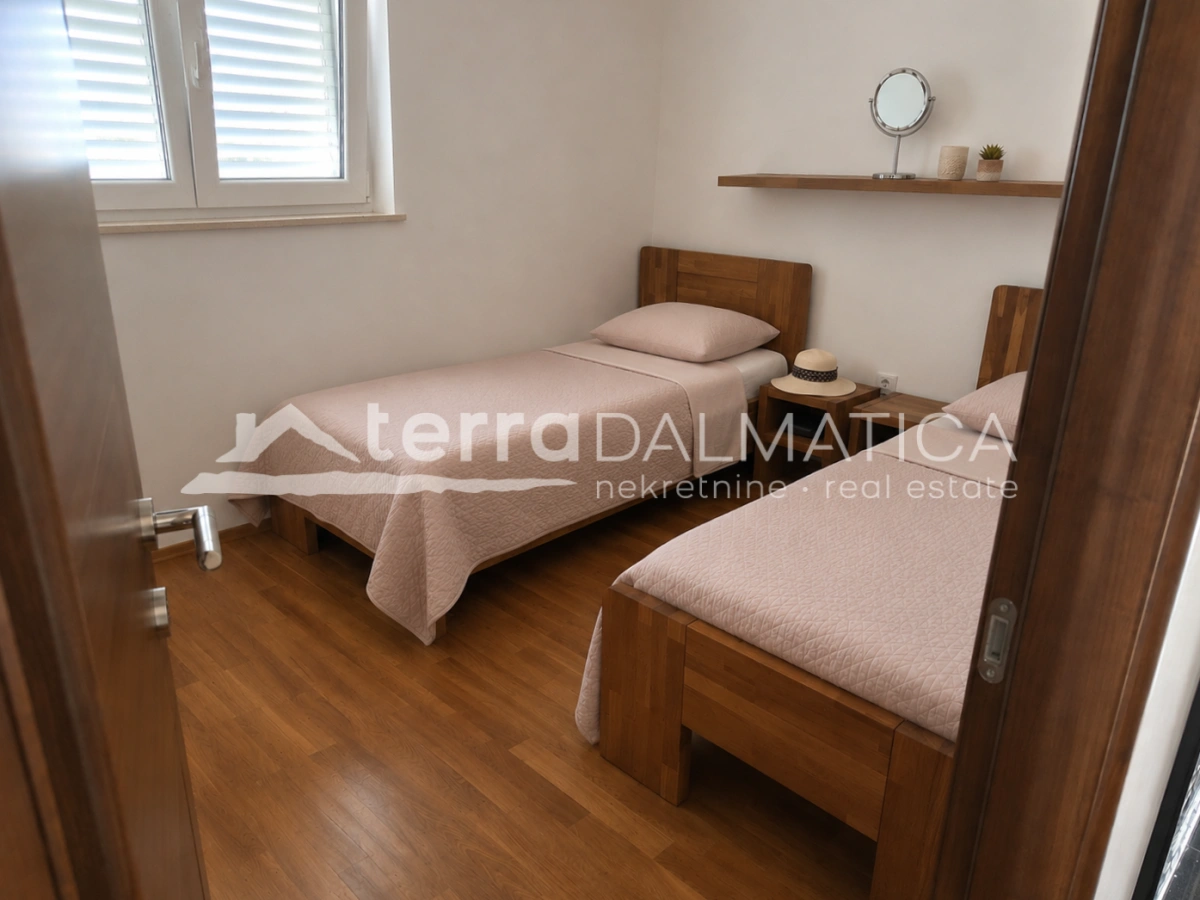 Apartment, Primošten – erste Reihe zum Meer