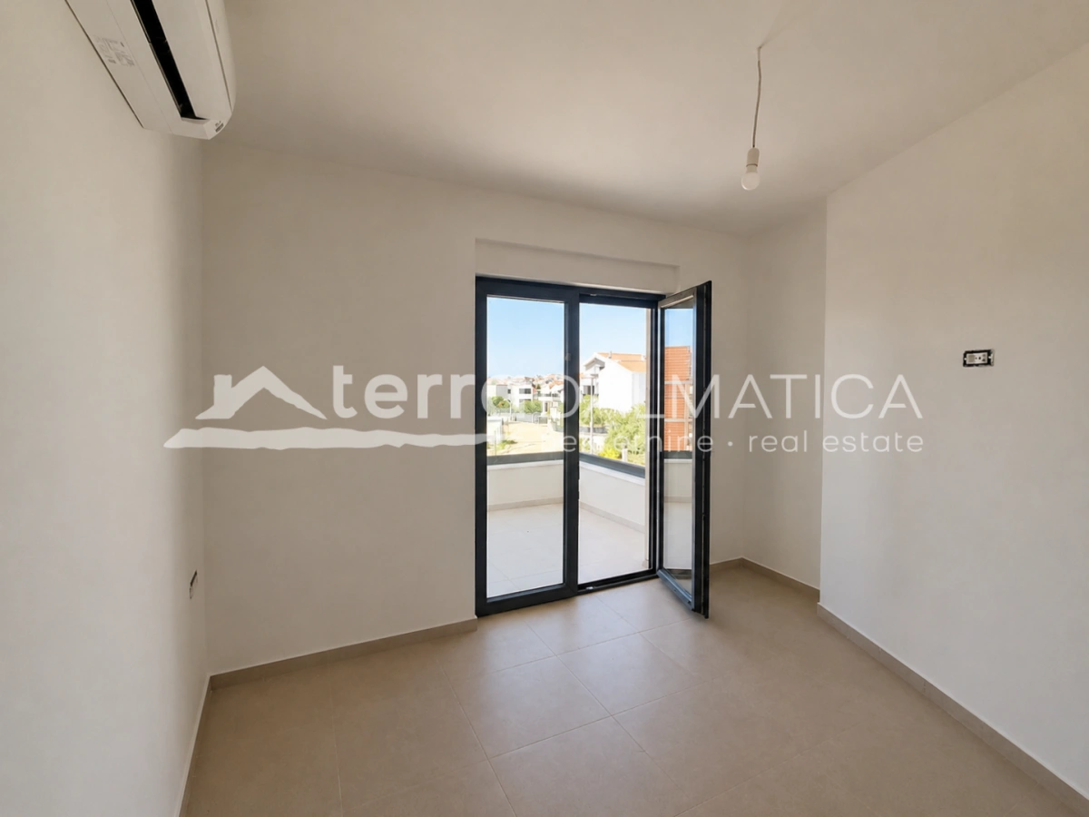 Haus in Vodice – Neubau mit Swimmingpool