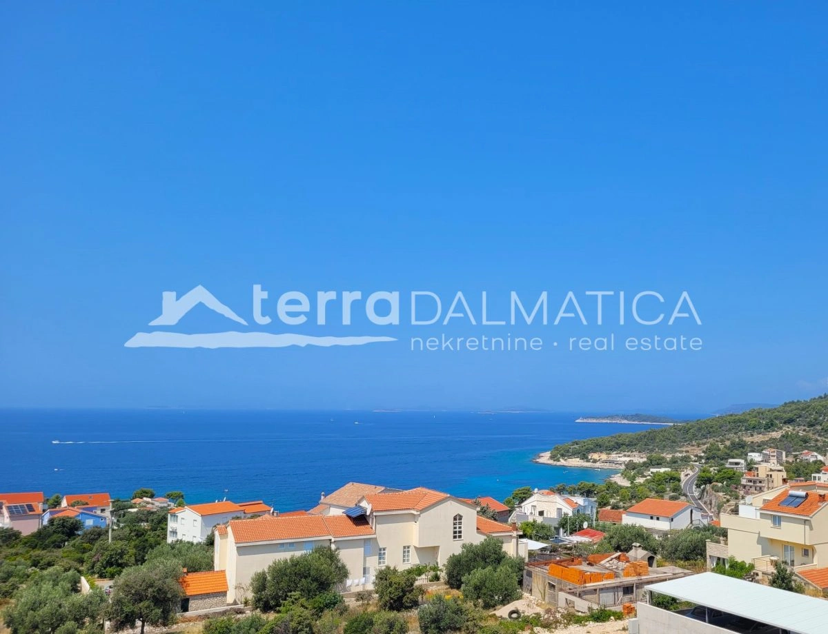 Apartment in Primošten – Neubau mit Panoramablick aufs Meer