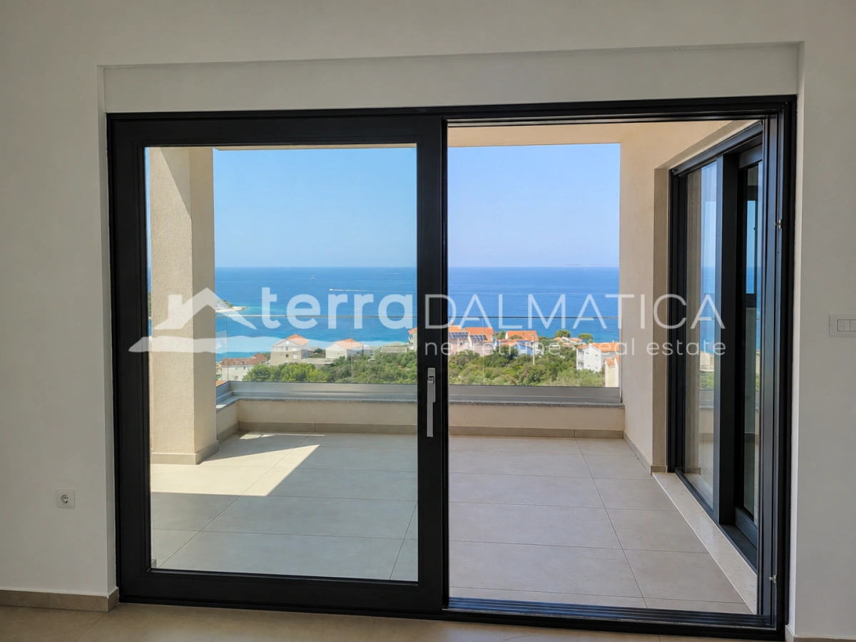 Apartment in Primošten – Neubau mit Panoramablick aufs Meer
