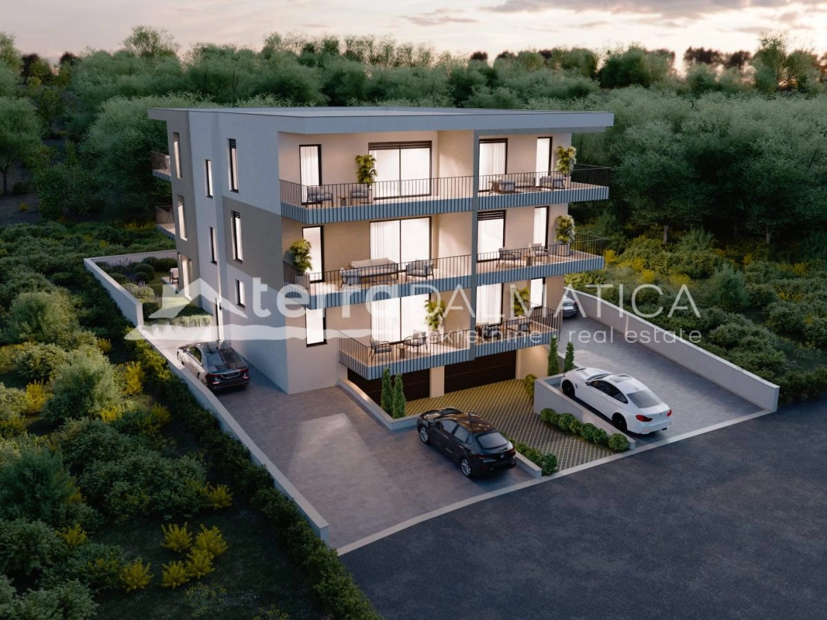 Wohnung in Brodarica – Neubau mit Garten