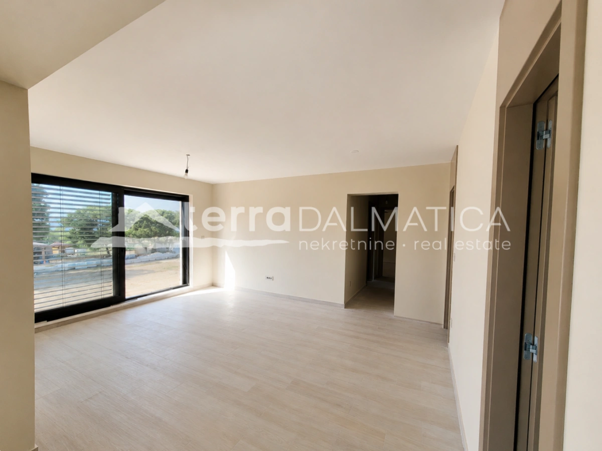 Apartment in Vodice – Neubau, 80 Meter vom Meer entfernt