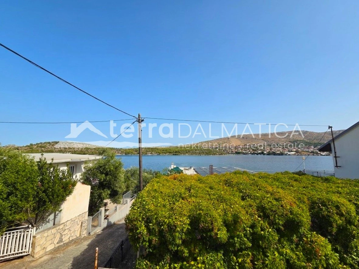 Ferienwohnung in Šparadići, 40 m vom Meer entfernt mit Meerblick