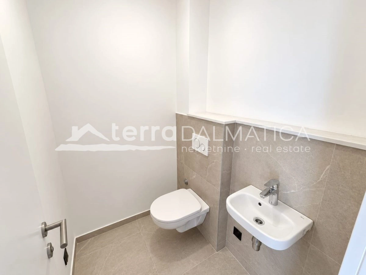 Maisonette-Wohnung in der Murterstraße – Neubau, Garten und Terrassen