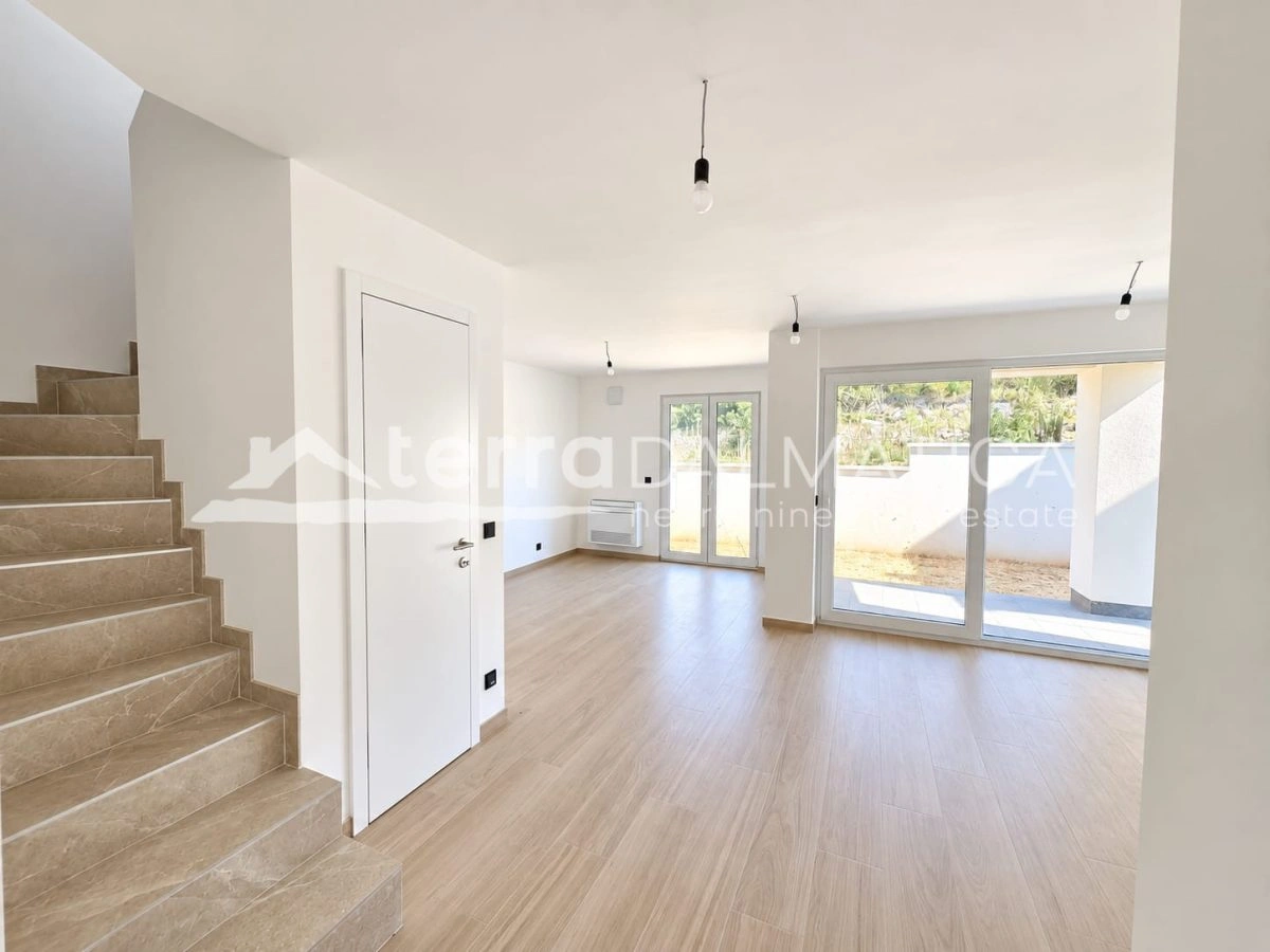 Maisonette-Wohnung in der Murterstraße – Neubau, Garten und Terrassen