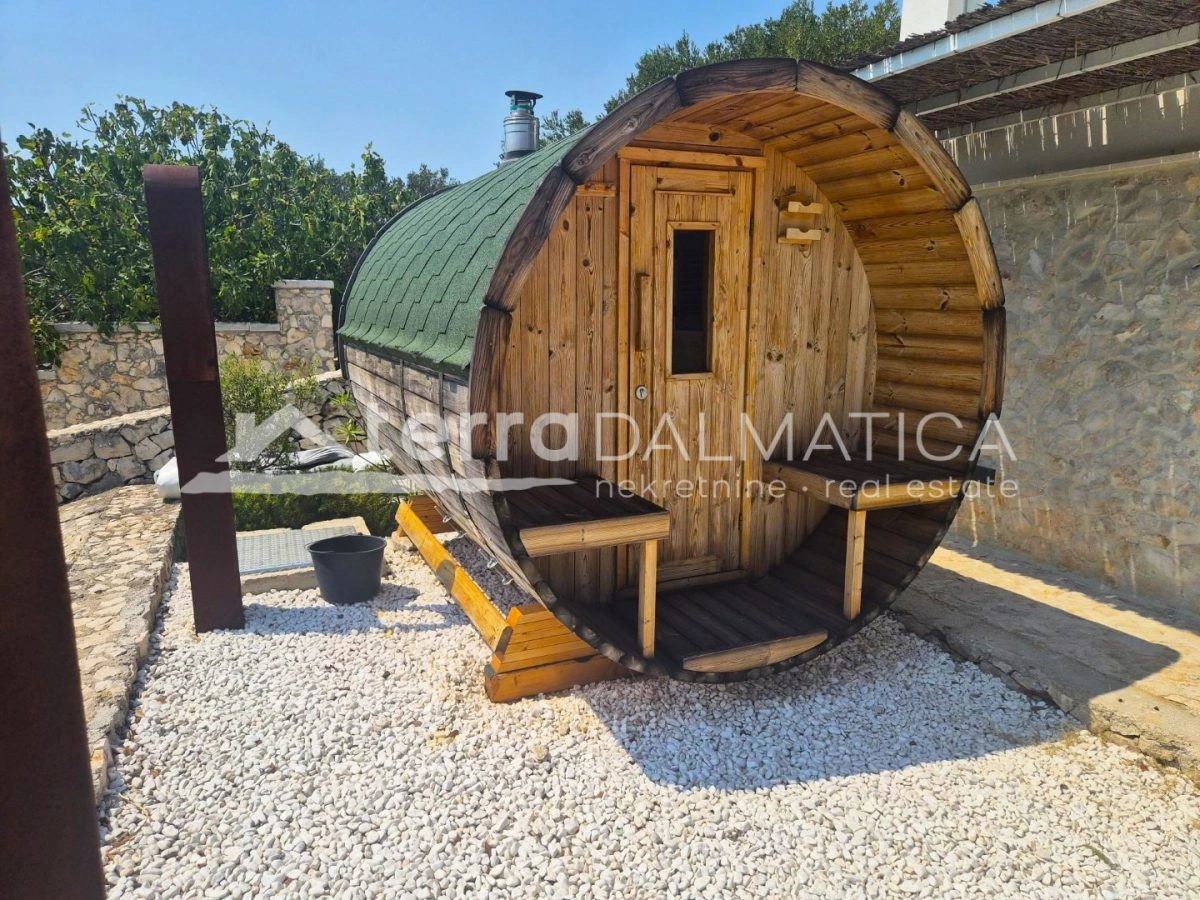 Haus in Sevid – in Meeresnähe mit Aussicht, Parkplatz und Sauna